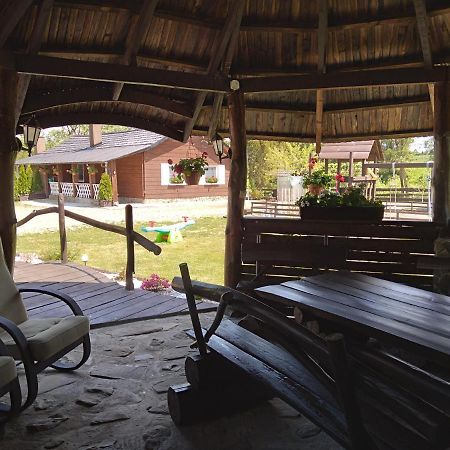 Domek Na Prerii Villa Ustrzyki Dolne Exteriör bild