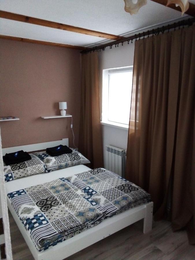 Domek Na Prerii Villa Ustrzyki Dolne Exteriör bild