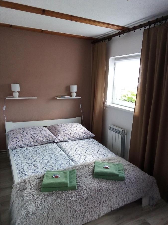 Domek Na Prerii Villa Ustrzyki Dolne Exteriör bild