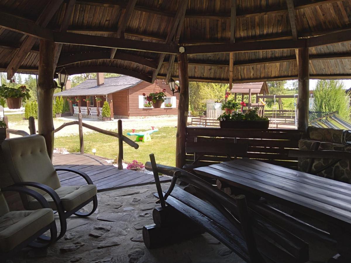 Domek Na Prerii Villa Ustrzyki Dolne Exteriör bild