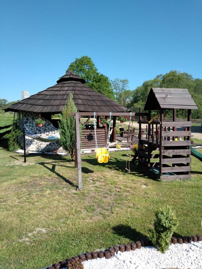 Domek Na Prerii Villa Ustrzyki Dolne Exteriör bild